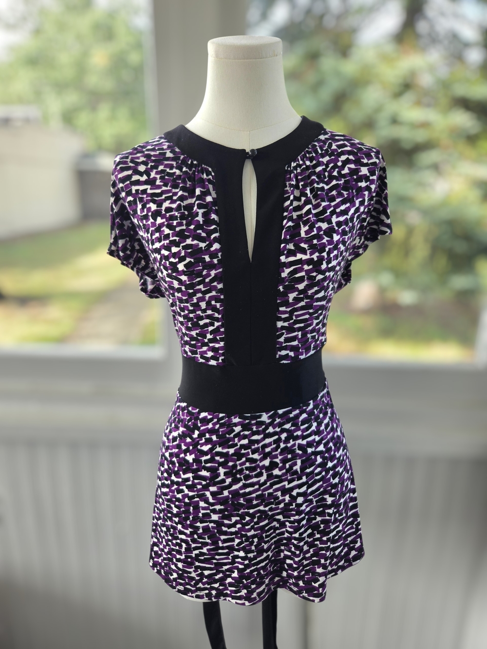 Vintage 2000s Perceptions New York Abstract Keyhole Tie-Back Tunic Size 8